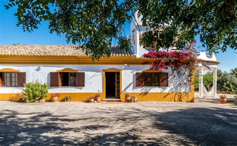 5 Pretty Properties In The Algarve Portugal Property Guides
