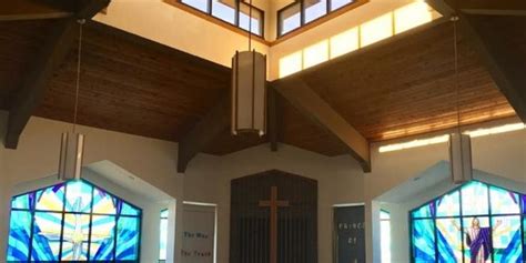 Looking for the perfect wedding chapel in the smoky mountains? Sandbridge Community Chapel Weddings | Get Prices for ...