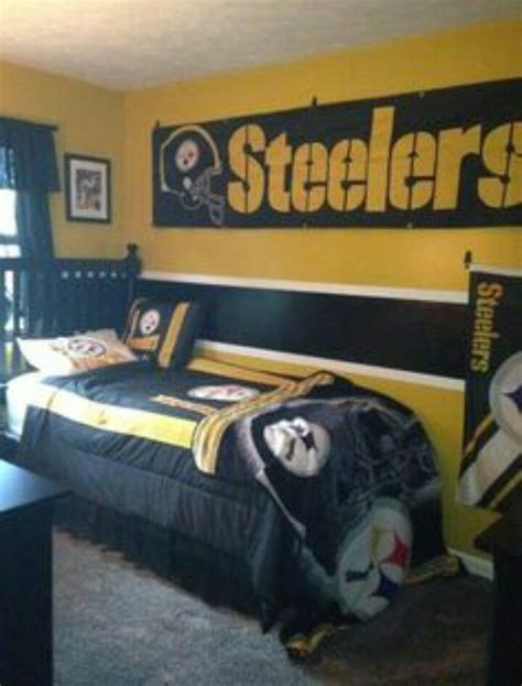Technically speaking, a man cave is defined as a room or space in the house that is dedicated solely to the males residing in the. Pin by Kristi Hilton on Fave Sports | Steelers bedroom ...