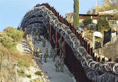 Nogales Arizonas Officials Want Razor Wire Removed From Border Wall