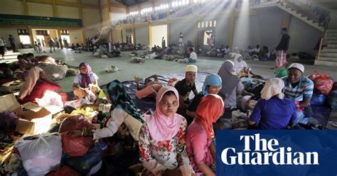 Rohingya Migrants Adrift In Andaman Sea In Pictures World News