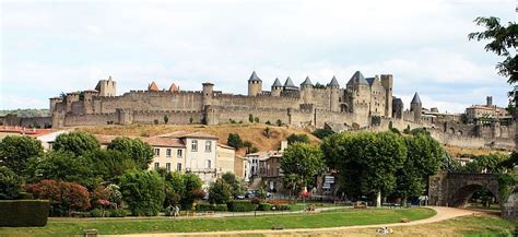 Francji, usytuowana między renem i wogezami. Carcassonne - Francja - Wirtualny przewodnik turystyczny ...