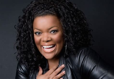 Scoop Yvette Nicole Brown Joins Cbs Odd Couple — What Does This Mean
