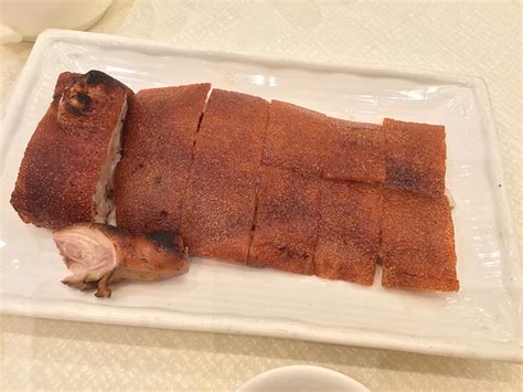 Nos gusta el espaciado de acuerdo razonable mesa donde pueden hablar cómodamente. Hong Kong Xin Dau Ji 新斗記 - roast meat still good? - Asia ...