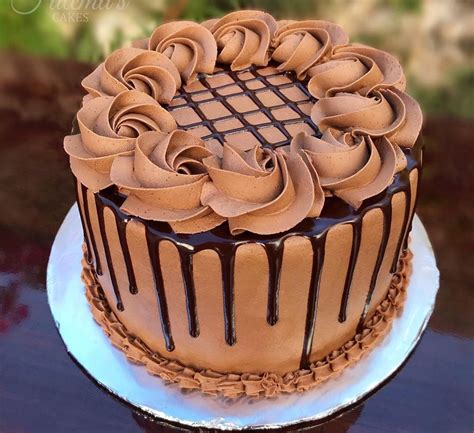 To let fall drops of moisture or liquid wet clothes dripping onto the floor. EGGLESS Choco Drip Cake - Cake connection| Online Cake ...