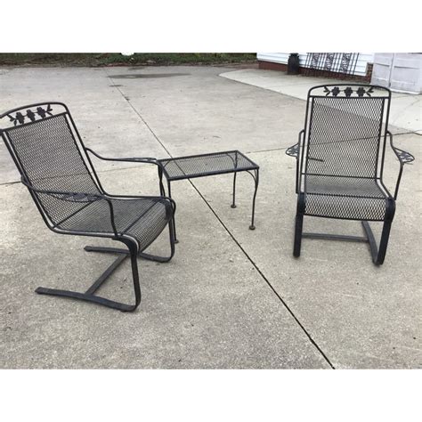 Russell Woodard Wrought Iron Bouncy Patio Chair Table Set 3 Pieces