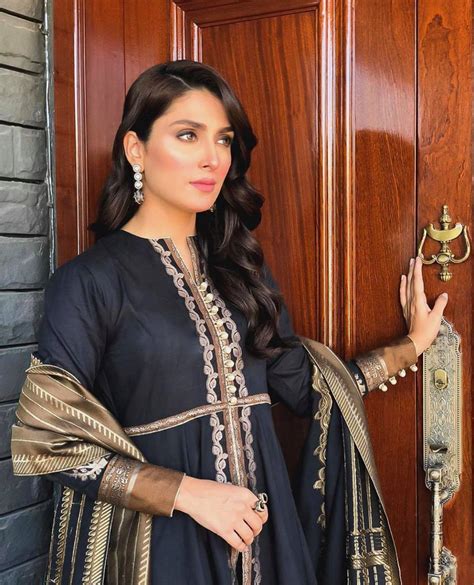 10 Most Followed Pakistani Celebrities On Instagram Reviewitpk