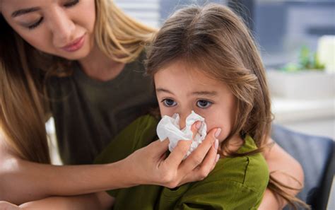 Kaip atpažinti kad vaiką kamuoja ne bet kokia o alerginė sloga
