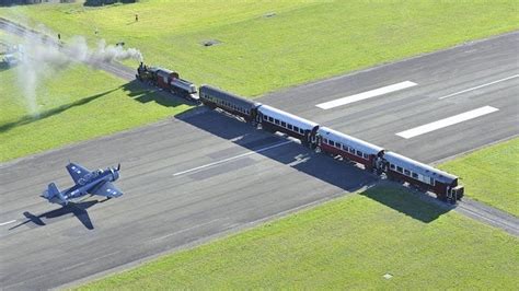 Top 6 World Craziest Airport Runway You Dont Believe Gisborne Train