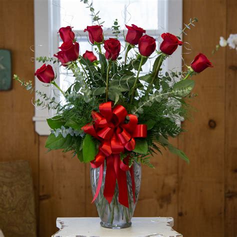 1 Dozen Premium Long Stem Roses In Saugus Ma Petries Flower Shoppe