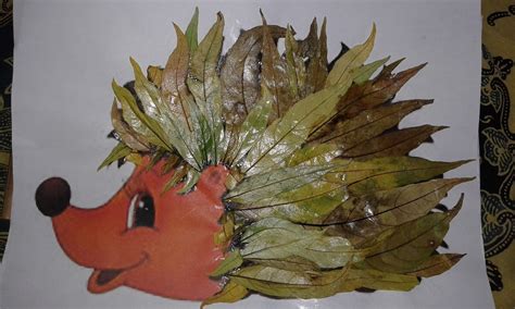 Contoh kolase burung hantu dari biji gambar mozaik dari kertas download gambar wallpaper. Gambar Kolase Pemandangan Dari Daun Kering - Gambar Kolase