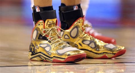 Beita high upper basketball shoes sneakers men breathable sports shoes anti slip. Stephen Curry's 12 Best Under Armour Shoes So Far