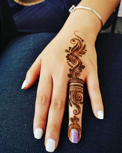 Beautiful One Finger Mehndi Design For Eid Simple Mehndi Designs My Xxx Hot Girl