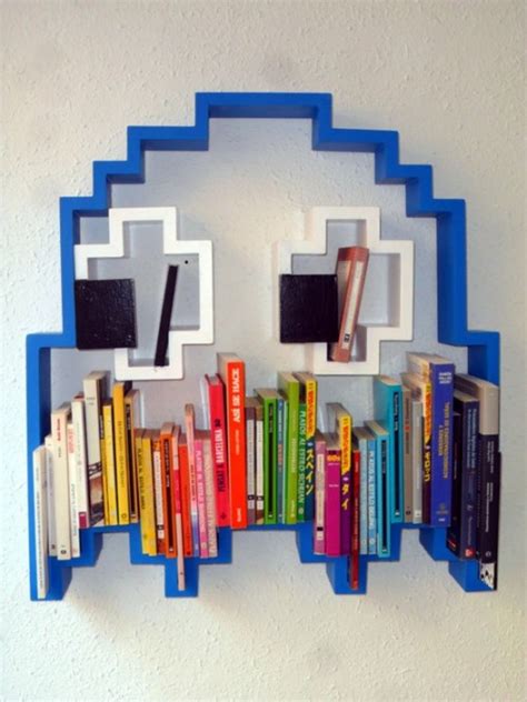 Pacman Bookshelf Sprite Stitch