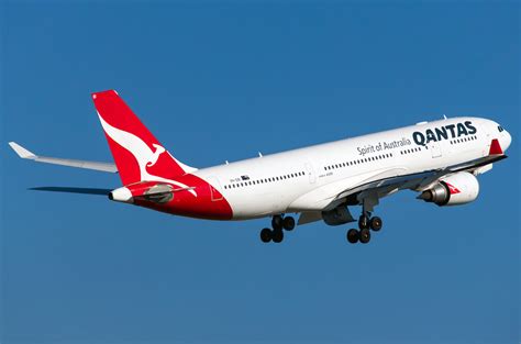 Airbus A330 200 Qantas Airways Photos And Description Of The Plane