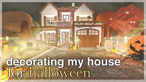 Decorating My Bloxburg House For Halloween Youtube