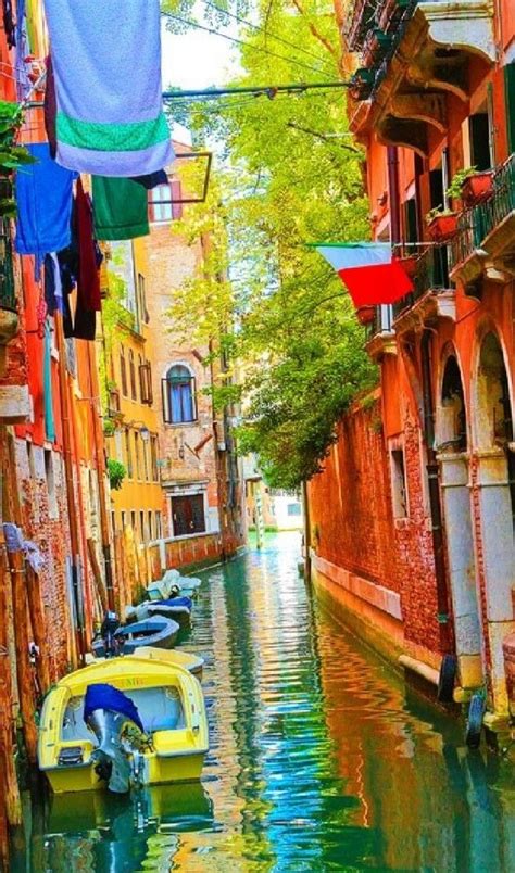 Top 10 Most Colorful Places In The World Colorful Places Places To