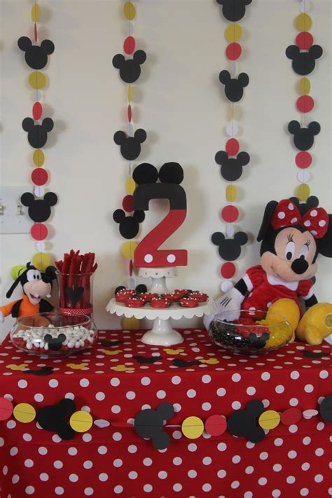 12 mickey mouse cup cake flag black pink red minnie topper birthday decoration. Decorating the Dorchester Way: Simple Red Minnie Mouse ...