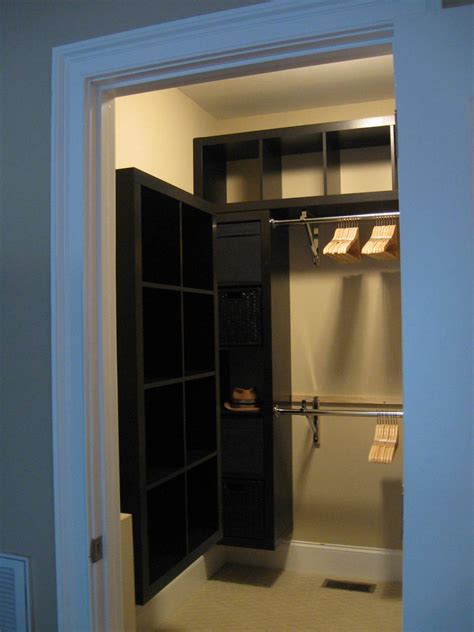 What do you need to know about corner closets? 30 Inspirations of Corner Wardrobe Closet Ikea