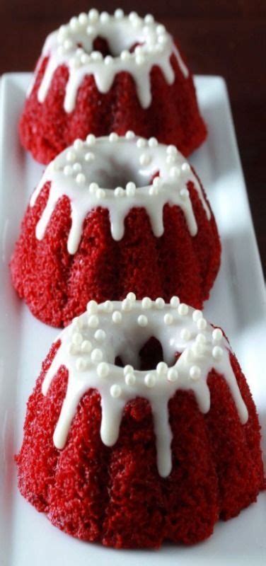 Filled with mini chocolate chips and chopped pecans and made with brown sugar and. Mini Red Velvet Bundt Cakes with Cream Cheese Glaze | Recipe | Mini bundt cakes recipes, Red ...