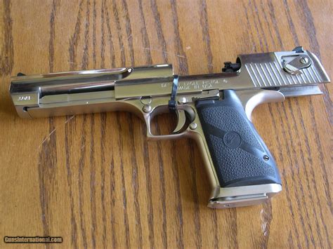 Desert Eagle Polished Chrome 50 Ae Mint