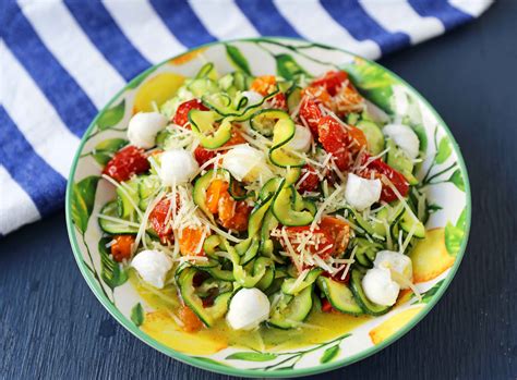 How do i cook spiralized zucchini noodles. Zucchini Noodles with Tomatoes, Fresh Mozzarella, and ...