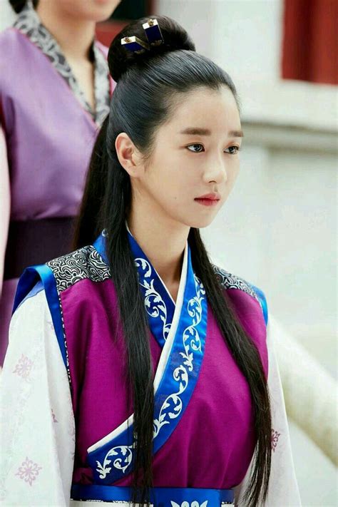 Hwarang Seo Ye Ji Pin Oleh Nấm Lùn Di Princess Sookmyung Seo Ye Ji