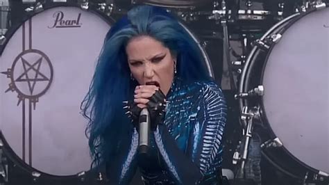 Arch Enemy Vocalist Alissa White Gluz My Story As A Metal Frontwoman