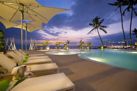 The hotel overlooking the ocean is centrally placed in downtown puerto vallarta district, offering individual rooms, a private swimming pool and a shared lounge. Book Hilton Puerto Vallarta Resort All Inclusive, Puerto ...