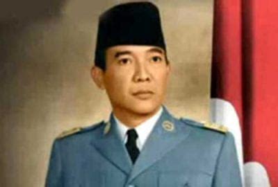 Mengenal Gaya Kepemimpinan Soekarno Presiden Penuh Karisma