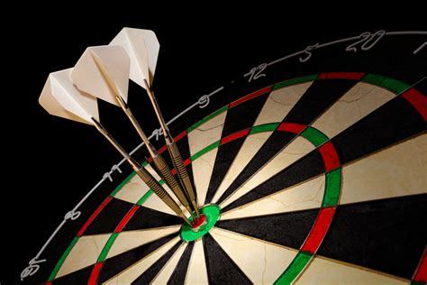 Over the past two years, i've reviewed countless sets of darts, from some of the most trusted and inventive. How to Play Darts | Rock Draw