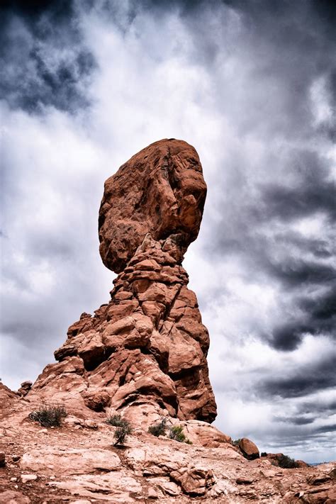 Balanced Rock Arches National Park Moab Utah 1000x1500 Oc R