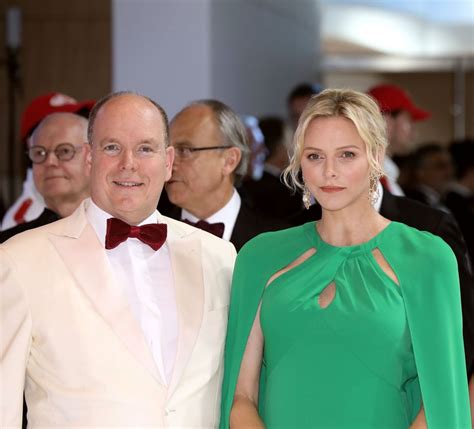 Charlène Et Albert De Monaco Le Couple Royal Resplendis Closer
