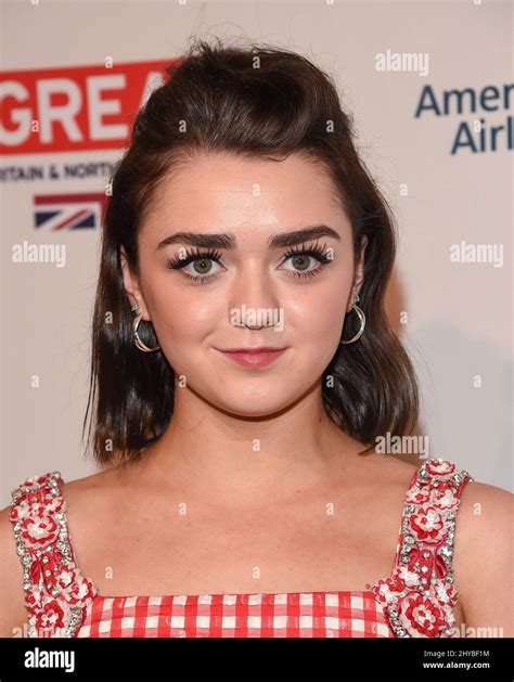 Maisie Williams Attending The Bafta Tea Party 2017 In Los Angeles