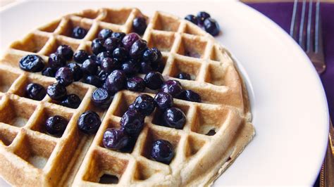 Brown rice flour is 100% stone ground from the highest quality whole grain brown rice and has a mild, nutty flavor. Fluffy Gluten Free Waffles | Bob's Red Mill's Recipe Box
