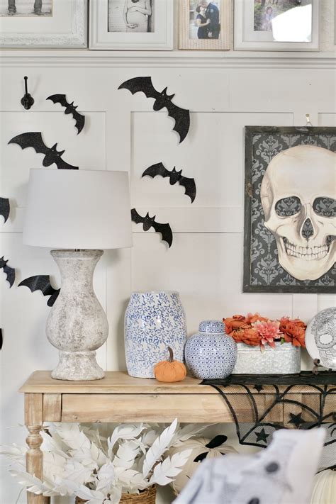 17 Easy And Simple Diy Living Room Halloween Decoration
