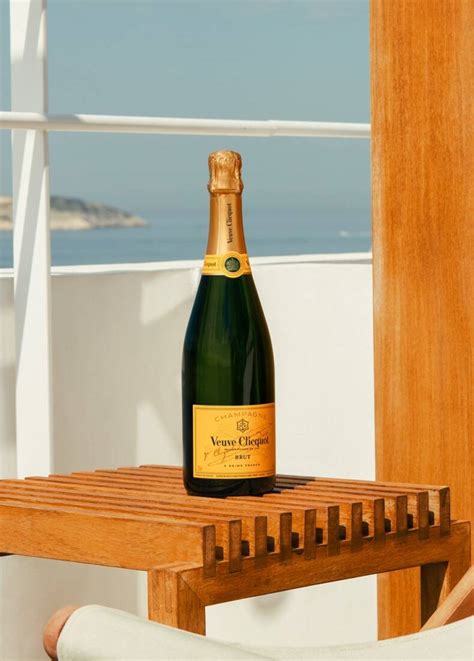 Veuve Clicquot Exceptional Champagne Wines And Spirits Lvmh
