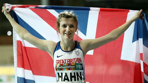 Great Britains Sophie Hahn Breaks Own World Record To Win World Para