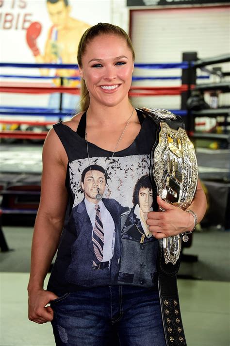 Ronda Rousey Is Wearing Body Paint Not A Bikini For Sports