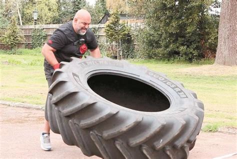 British Sumo Wrestling Champion Flips His Way To Unofficial Fitness