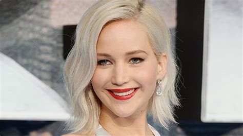 Update your favorite bob with a fresh hair from the latest beauty trends to our favourite hairstyles, find all you need to know about makeup, skincare and plenty more. White Blonde Hair Will Apparently Blow Up In 2017