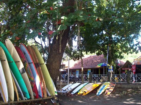 Pantai satu ini memang memiliki ombak yang besar dan juga tinggi. CIFAJOTA GREEN: WISATA PANTAI BATU KARAS PANGANDARAN