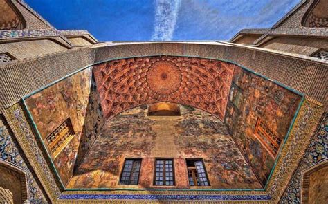 معماری اسلامی تحسین برانگیز مسجد جامع عباسی فوبـورو مگ