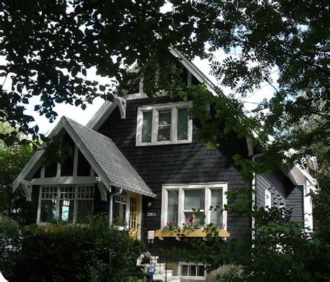 La Maison Boheme Black Cottage White Trim