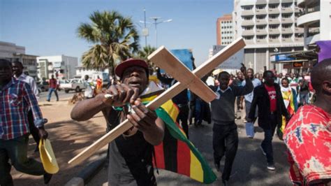 Zimbabwe Police Break Up Anti Mugabe Protest