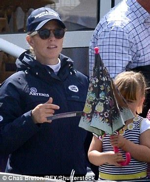 Zara Tindall Gives Daughter Mia Three A Loving Kiss Daily Mail Online