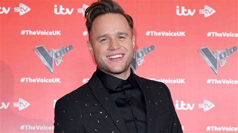Olly Murs Shows Off Platinum Blonde Hair See Dramatic Transformation