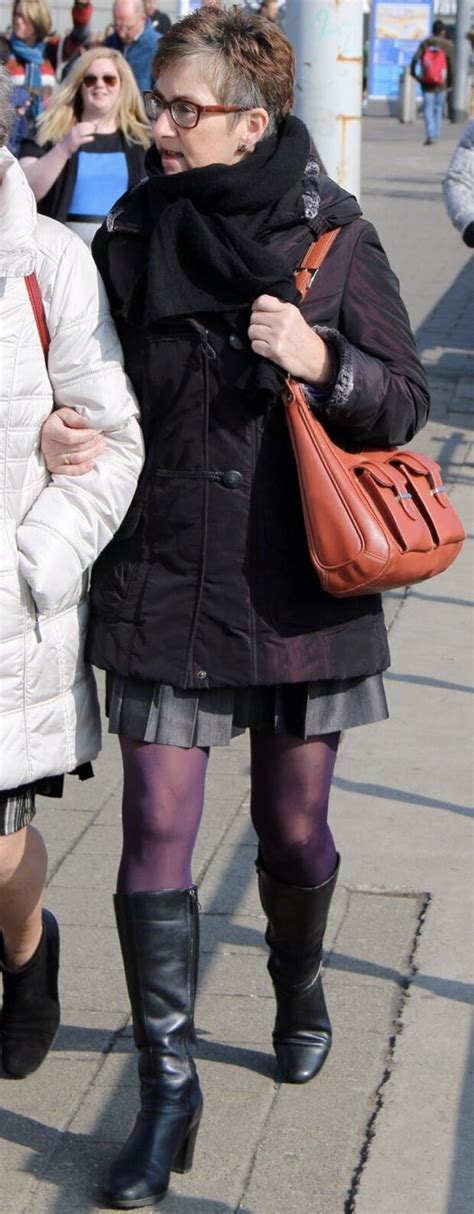 Candid Mature Woman In Pantyhose And Boots Bigpenisenvy
