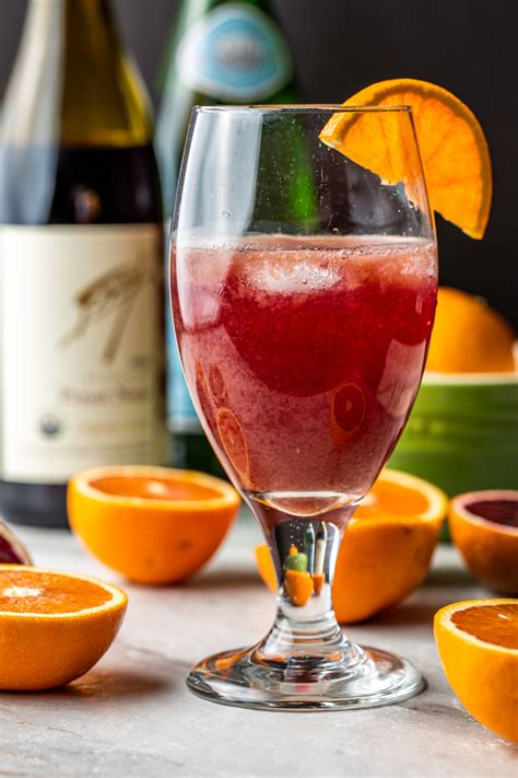 Wine And Orange Juice Cocktail Skinny Spritzer Recipe Veeg