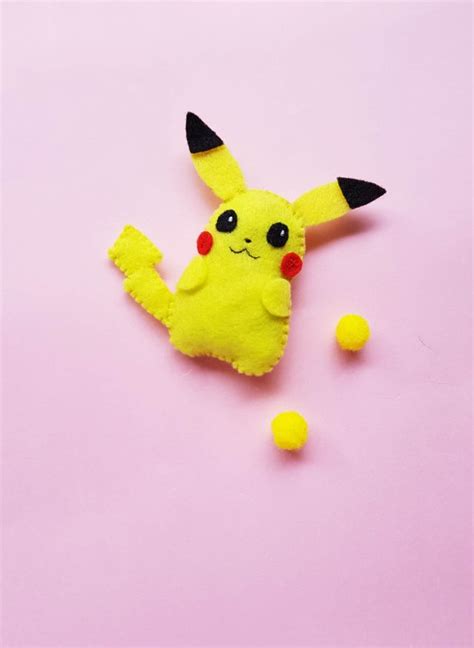 Pokémon Craft Diy Felt Pikachu Plush